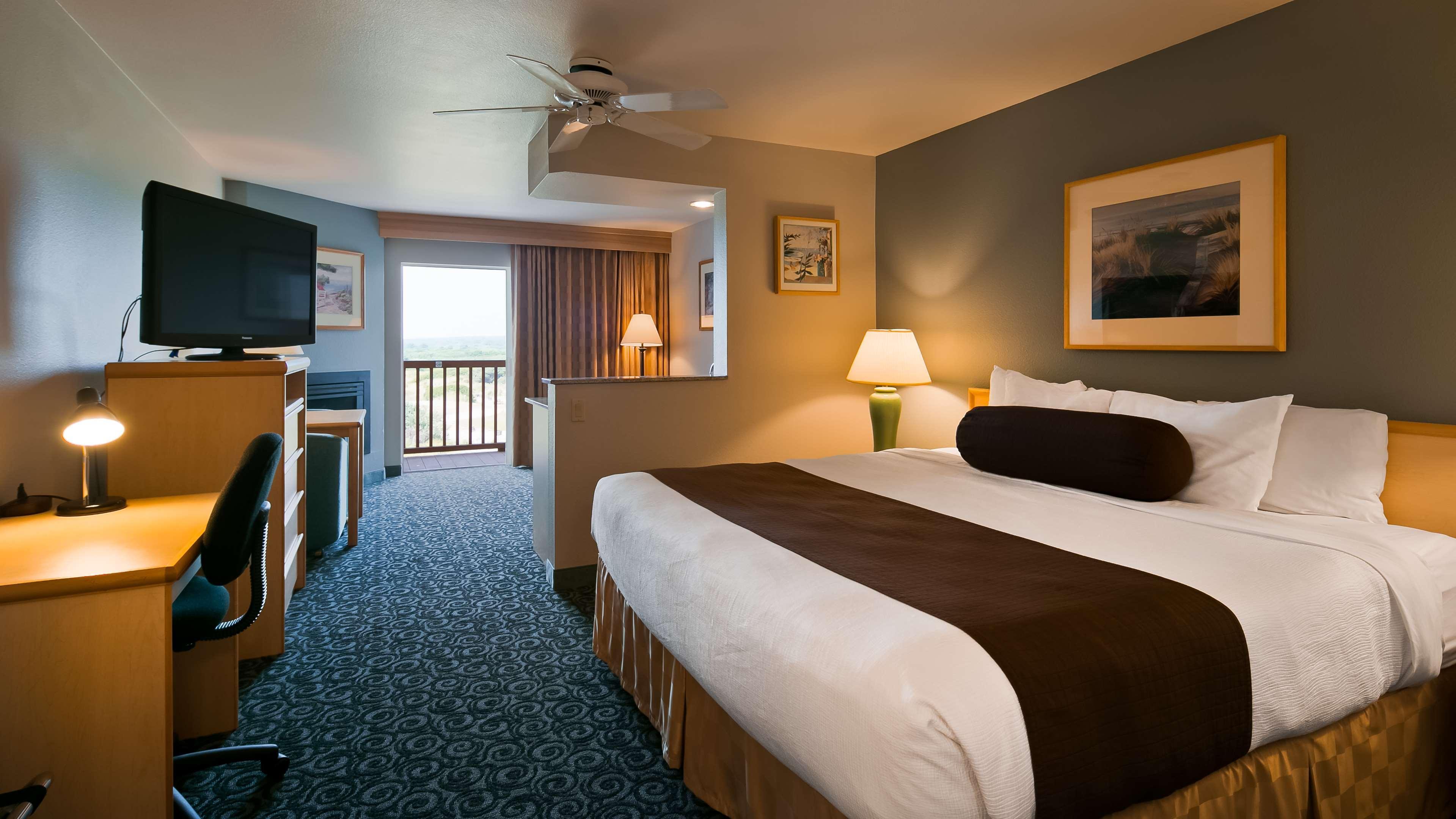Lighthouse Suites Inn Ошен Шорс Экстерьер фото